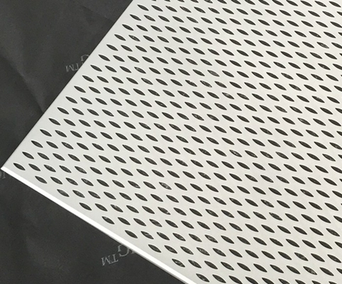 Blatt-geformtes feuerfestes Klipp in Decken-perforierter akustischer falscher Aluminiumdecke