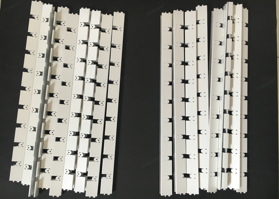 Quadratische Handelsdecken-Fliesen öffnen Zellrasterdecke mit Ineinander greifenblättern