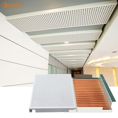 Verkehrs-weiße gewölbte Aluminiumdach-Platten für Außengebäude-Dekoration