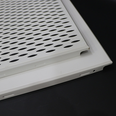 Perforiertes Aluminiumlegierungs-Clip in verschobener Metalldecke der Decken-600×600mm weiße Farbe