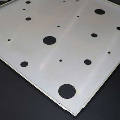 Dekorative Aluminium-/verschobene Metallfalsche Decken-offene Planquadrat-Aluminiumlage in den t-Stangen-Decken-Fliesen